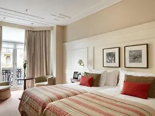**  Hotel Des Vosges Paris Fransa